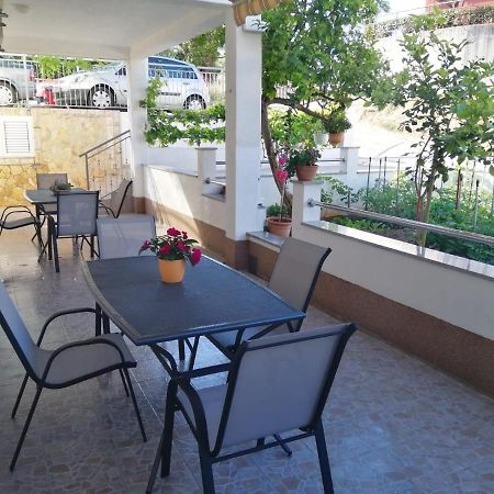 Apartmani Antonia Nakic -Stobrec Split Exterior foto